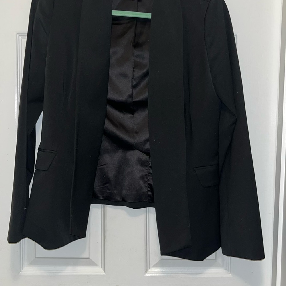 Elegant Black Women's Blazer